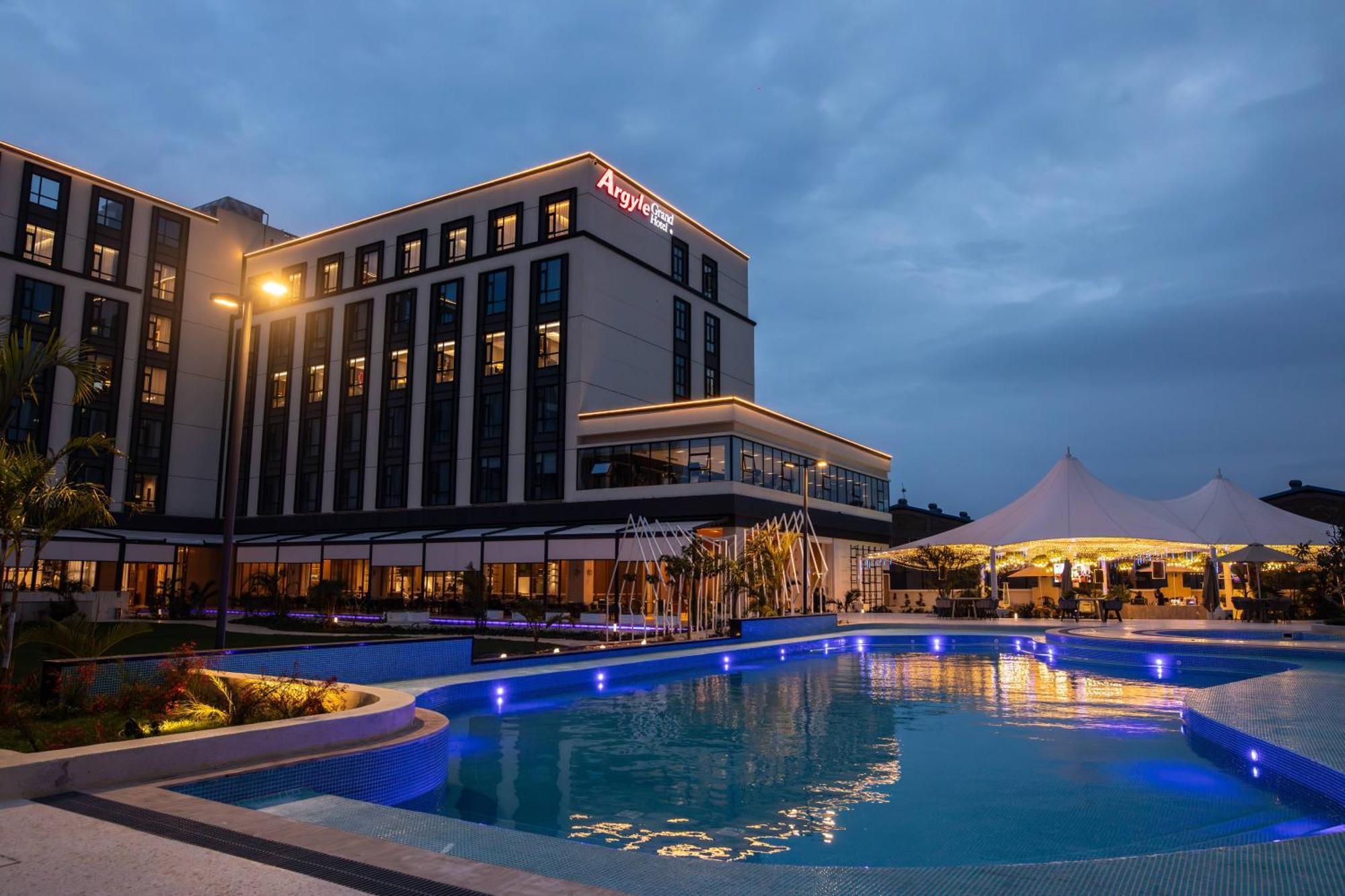 Argyle Grand Hotel Nairobi Airport Buitenkant foto